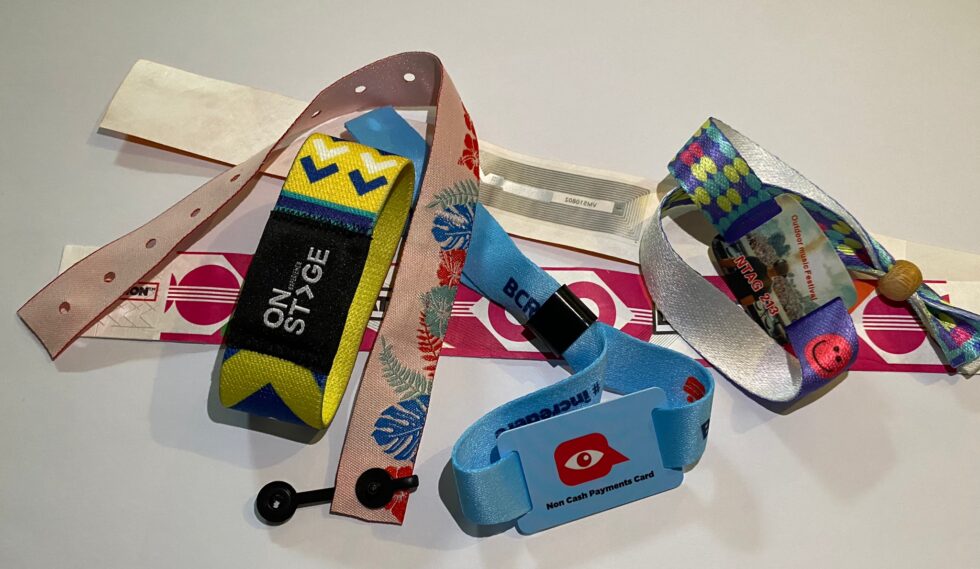 RFID NFC WRISTBANF FOR TICKET RFID NFC WRISTBANF FOR TICKET