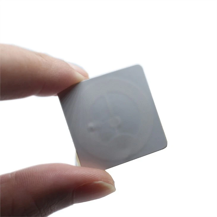 Anti Metal NFC štítek